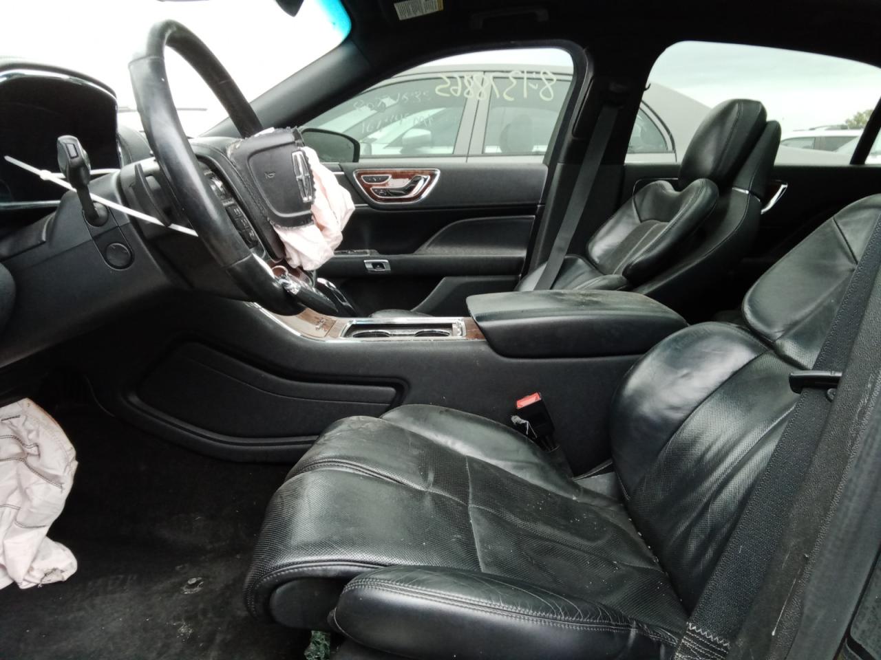 Lincoln Continental Reserve Image 9