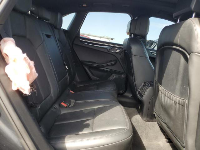 Porsche Macan Image 10