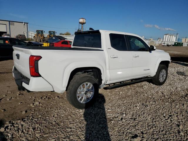 Toyota Tacoma Double Cab Image 2