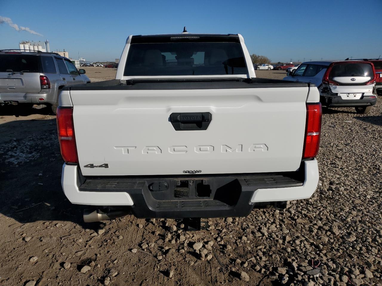 Toyota Tacoma Double Cab Image 5