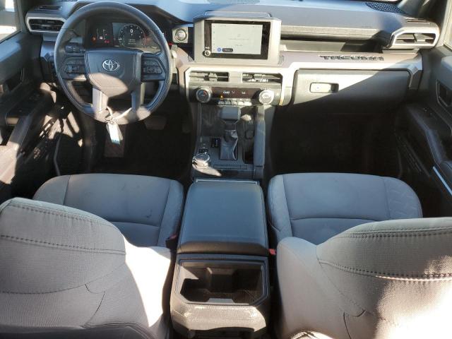 Toyota Tacoma Double Cab Image 3