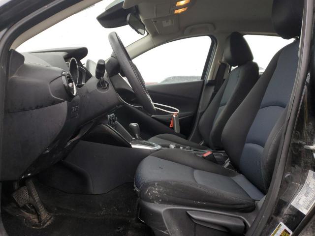 Toyota Yaris Image 2