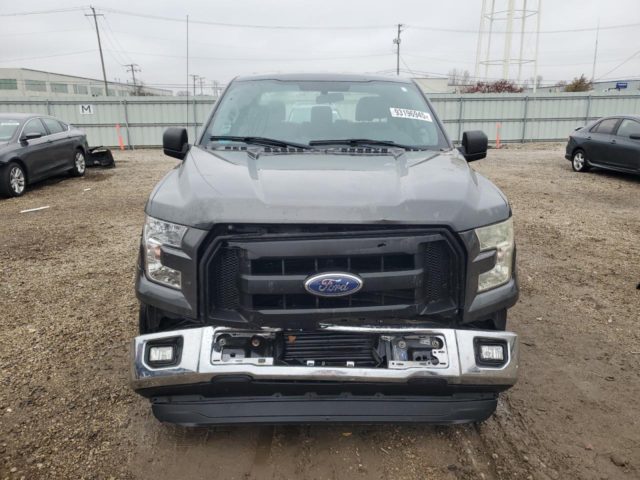 Ford F-150 Super Cab Image 5
