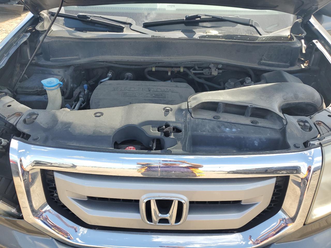 Honda Pilot Touring Image 3