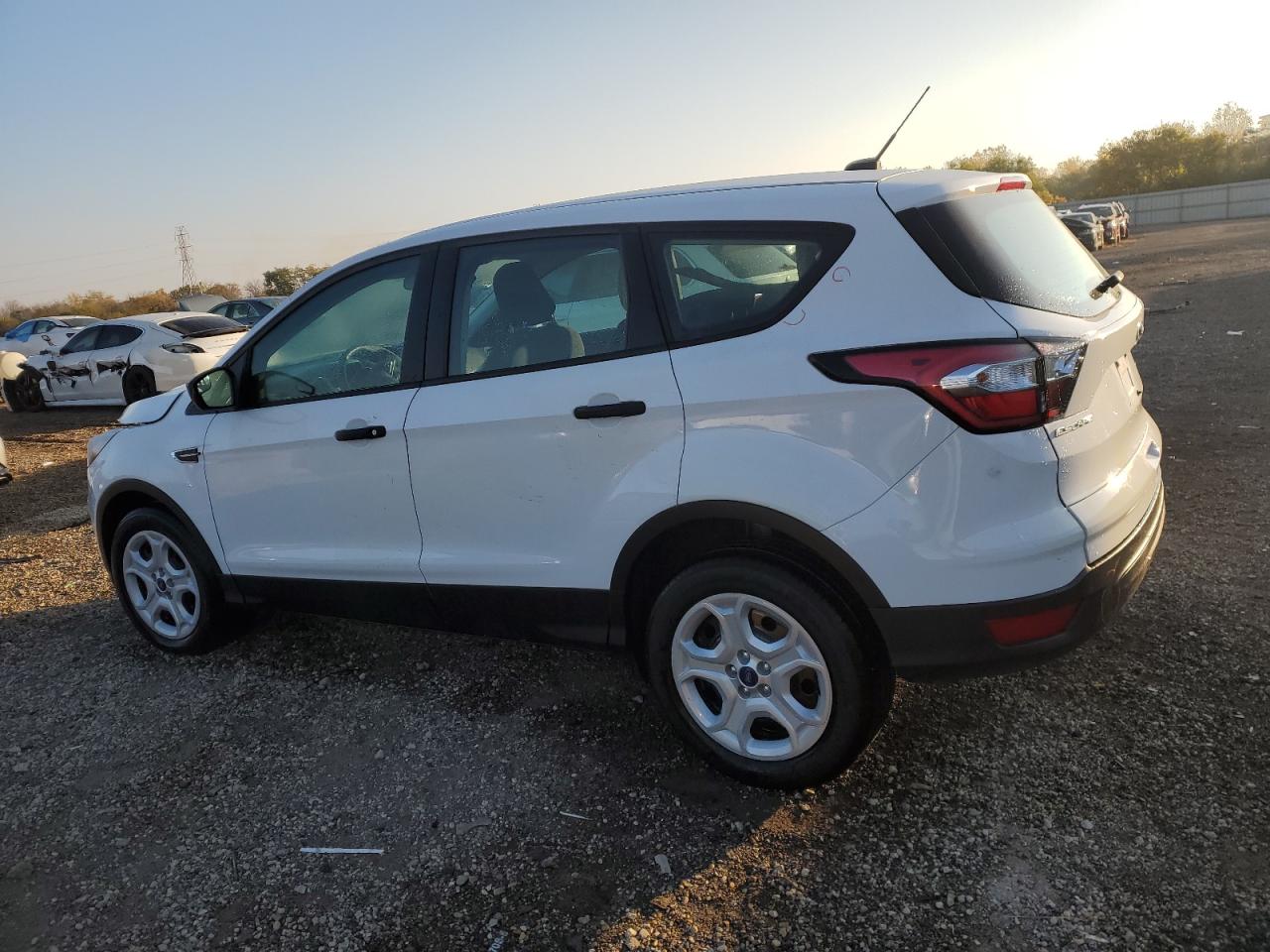 Ford Escape S Image 11