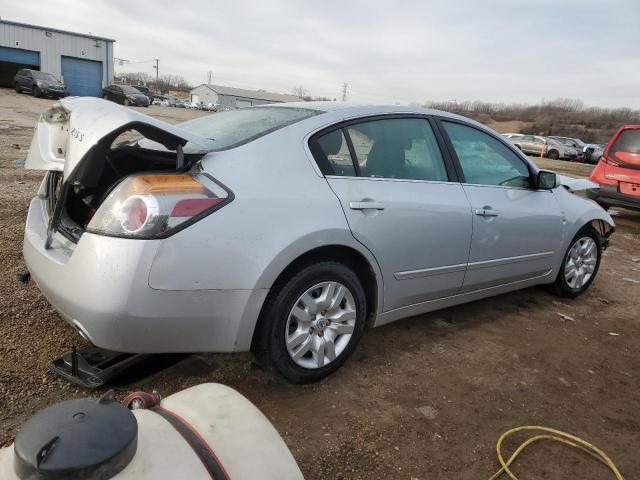 Nissan Altima Base Image 3