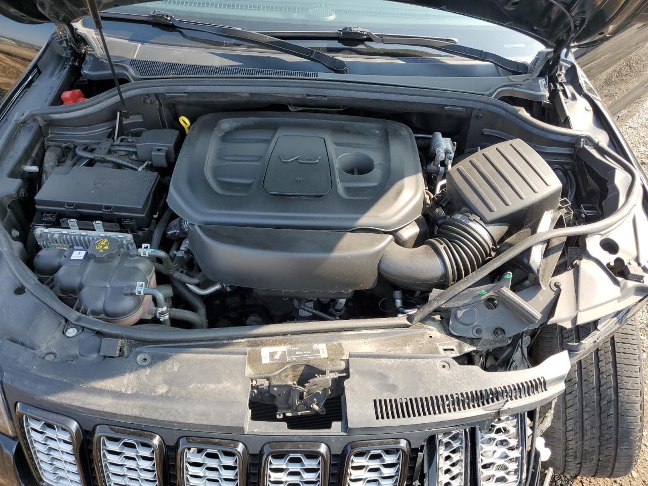 Jeep Grand Cherokee Laredo E Image 12