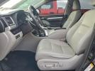 Toyota Highlander Se Image 10