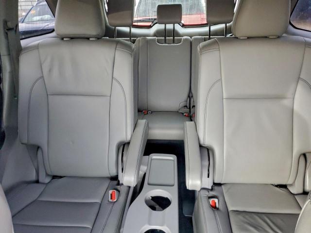 Toyota Highlander Se Image 6