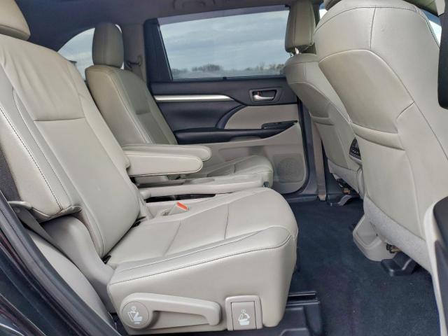 Toyota Highlander Se Image 4