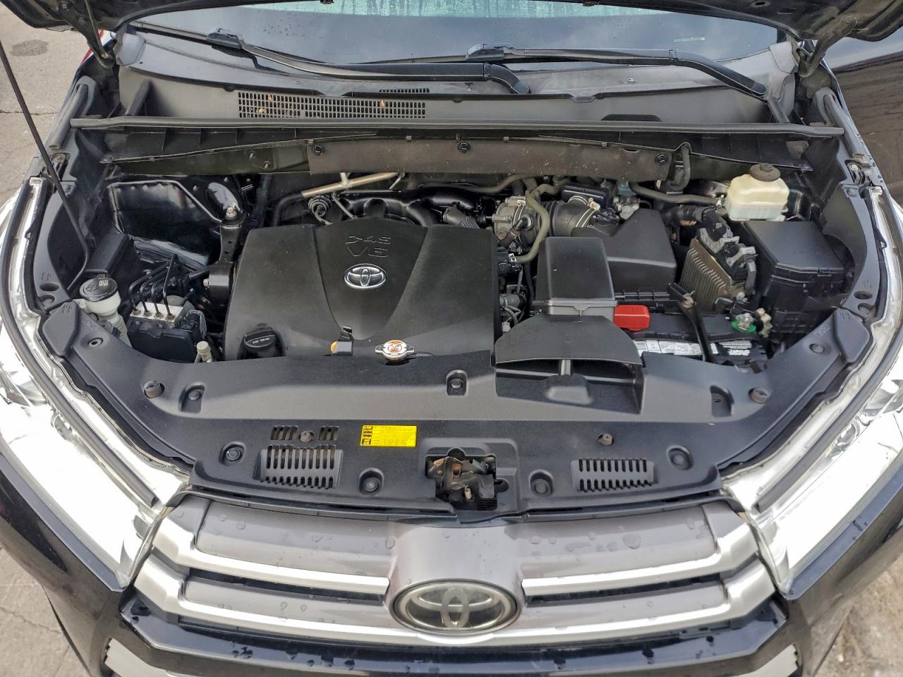 Toyota Highlander Se Image 2