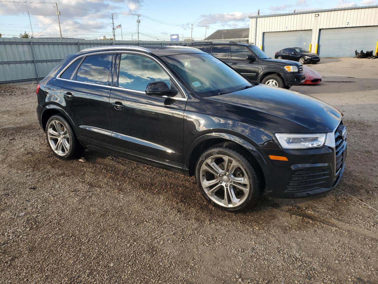 Audi Q3 Premium Plus Image 3