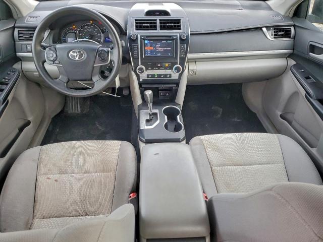 Toyota Camry Base Image 10