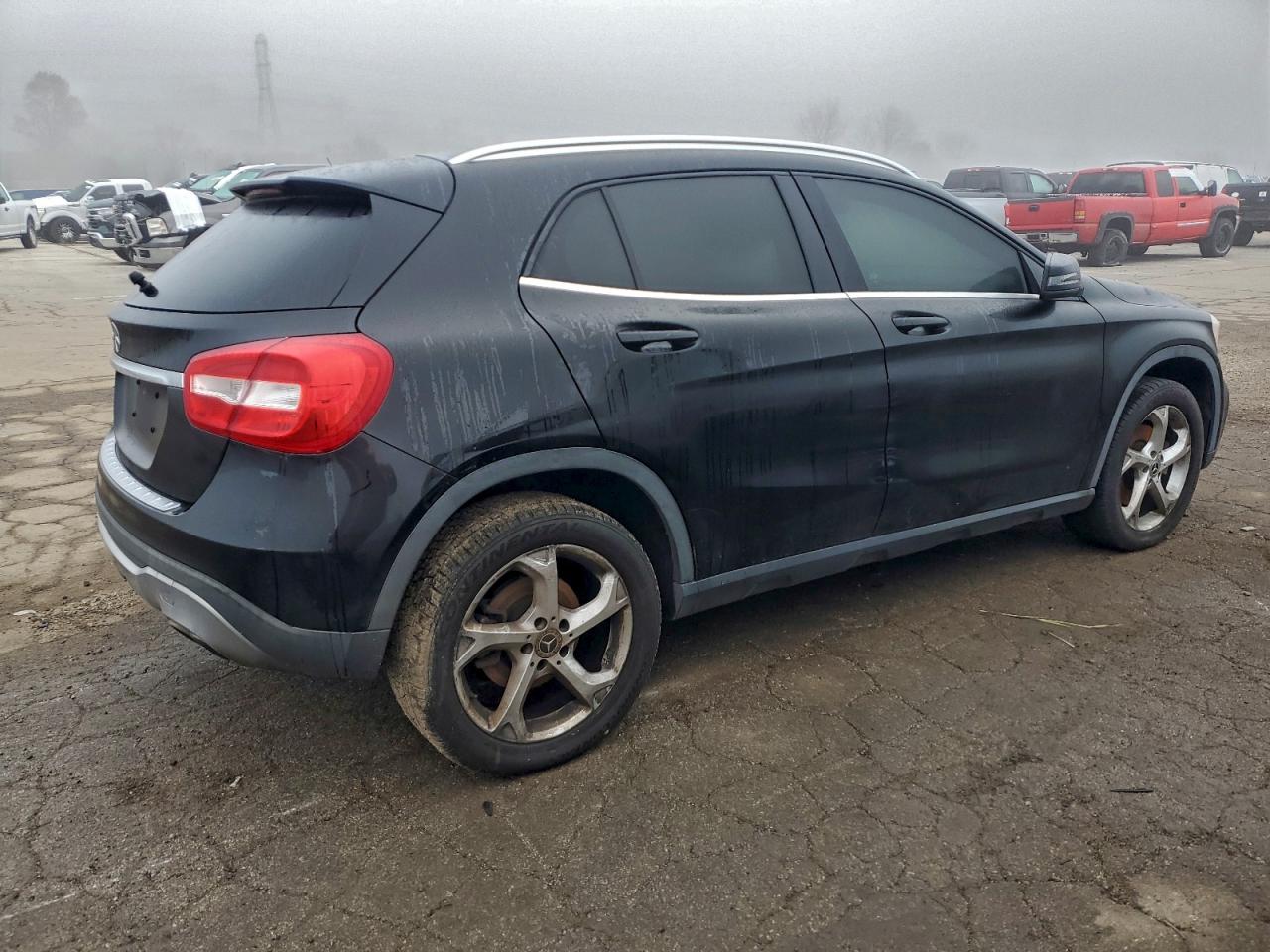 Mercedes-Benz GLA 250 Image 5