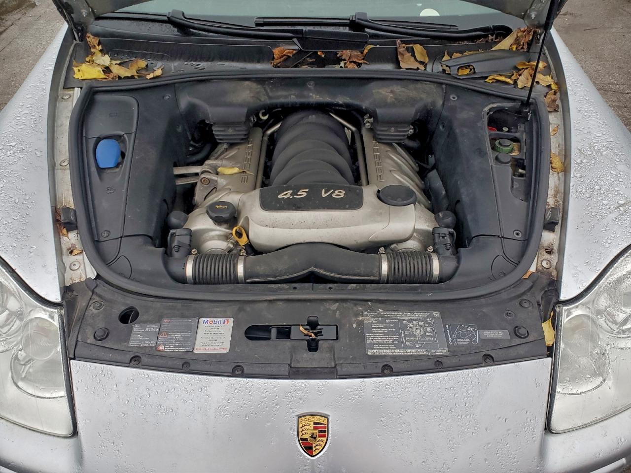 Porsche Cayenne S Image 13