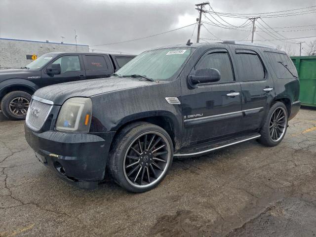  Salvage GMC Yukon