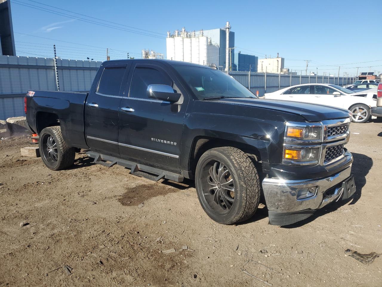 Chevrolet Silverado K1500 Ltz Image 3