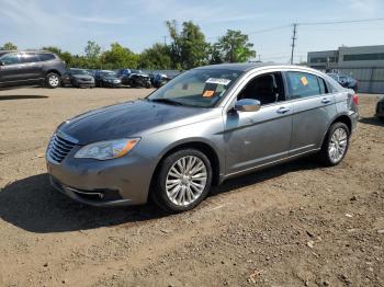  Salvage Chrysler 200