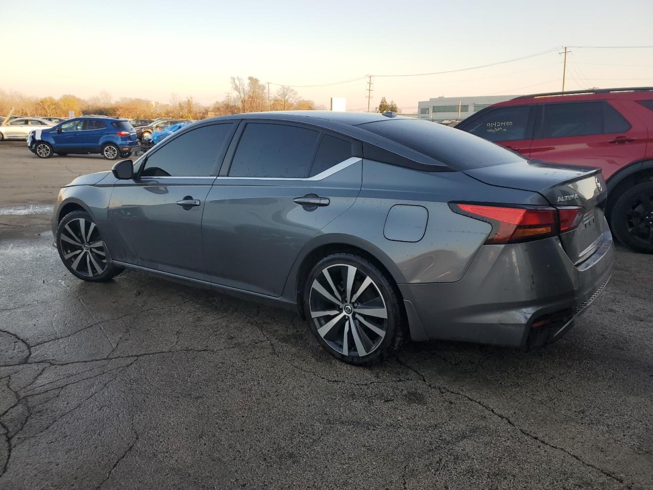 Nissan Altima Sr Image 2