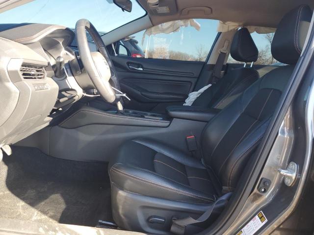 Nissan Altima Sr Image 6