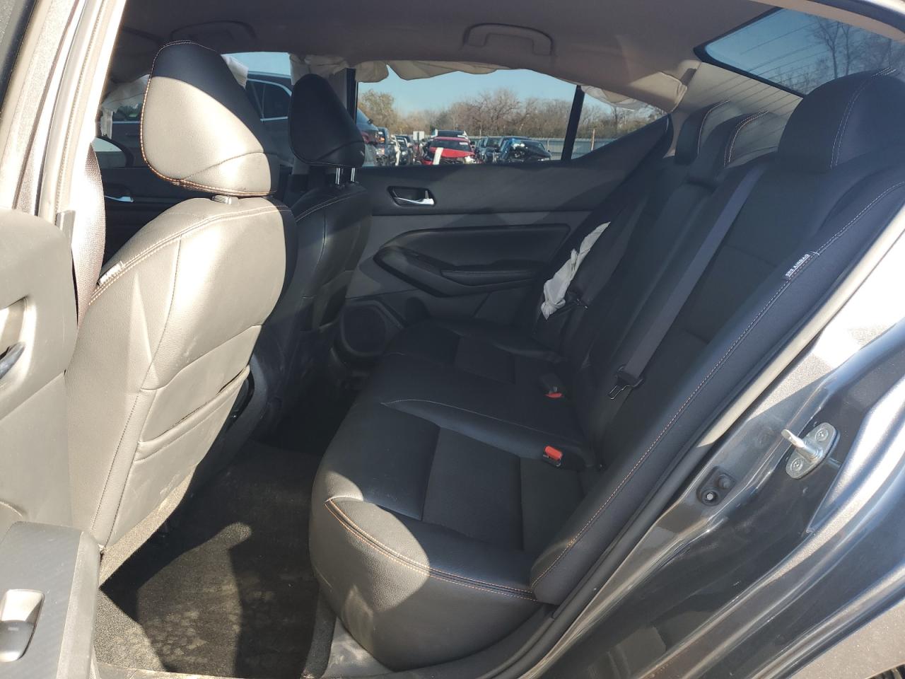 Nissan Altima Sr Image 12