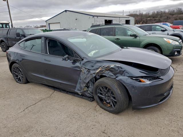 Tesla Model 3 Image 10