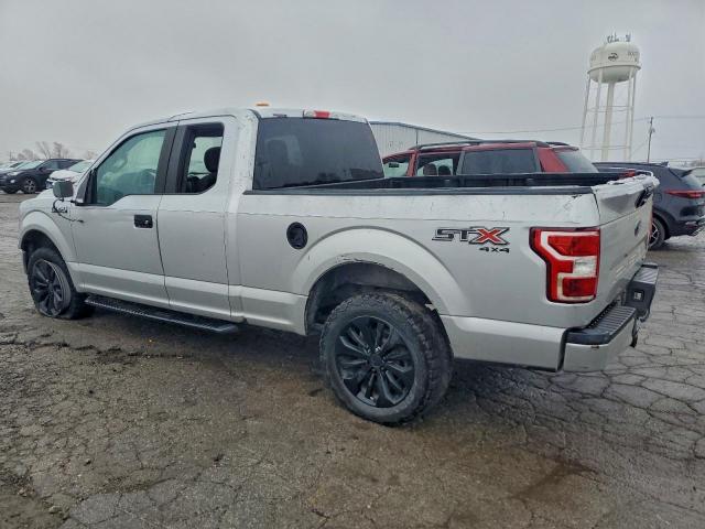 Ford F-150 Super Cab Image 12