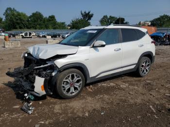  Salvage Kia Seltos