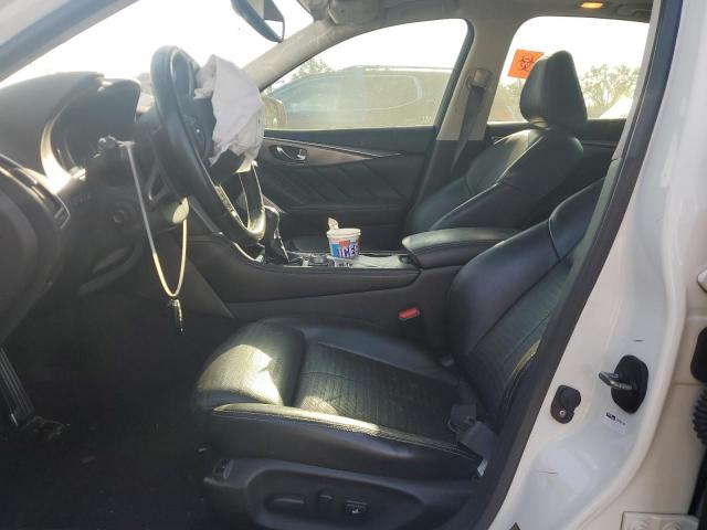 INFINITI Q50 Red Sport 400 Image 11