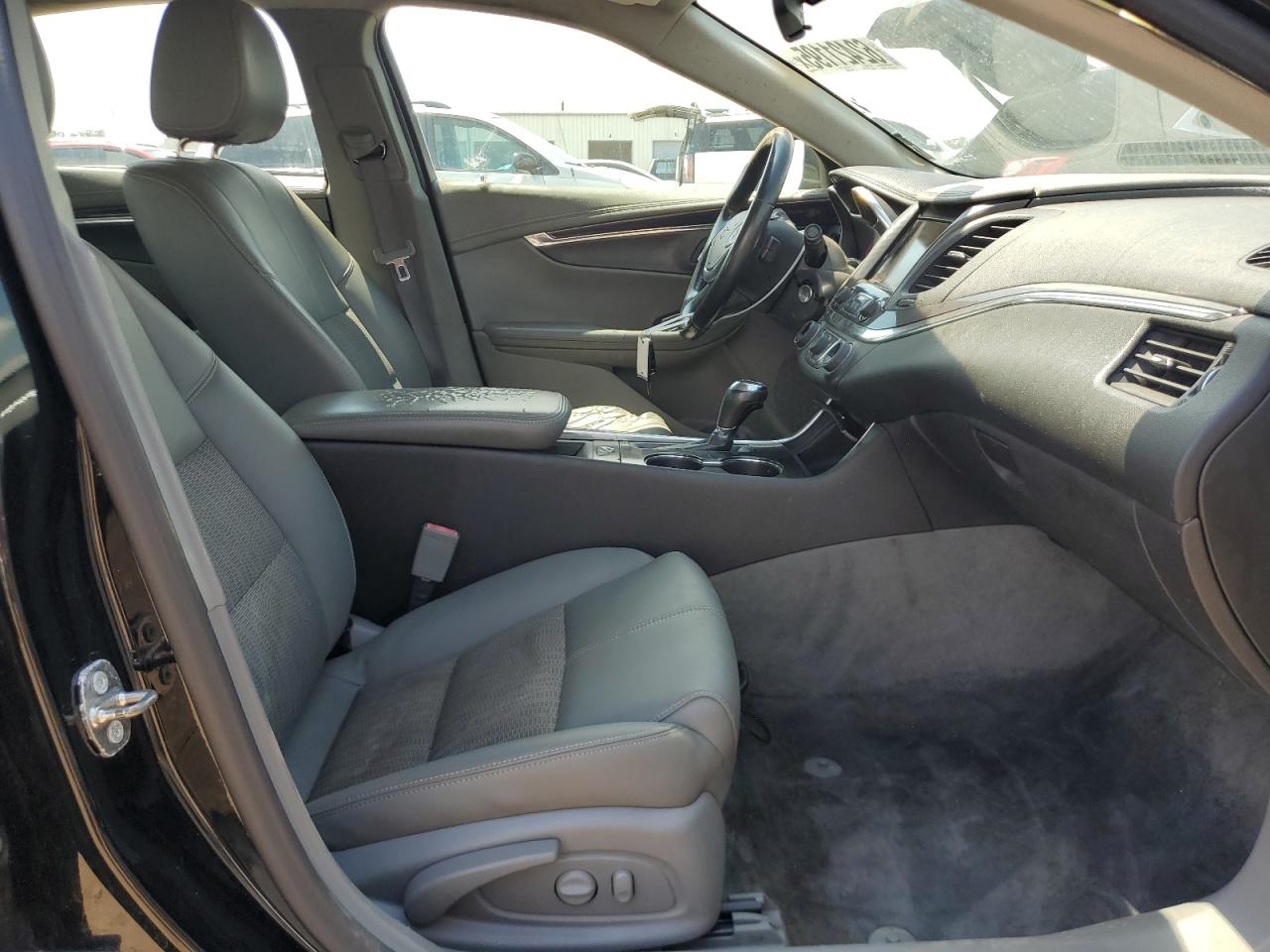 Chevrolet Impala Lt Image 5