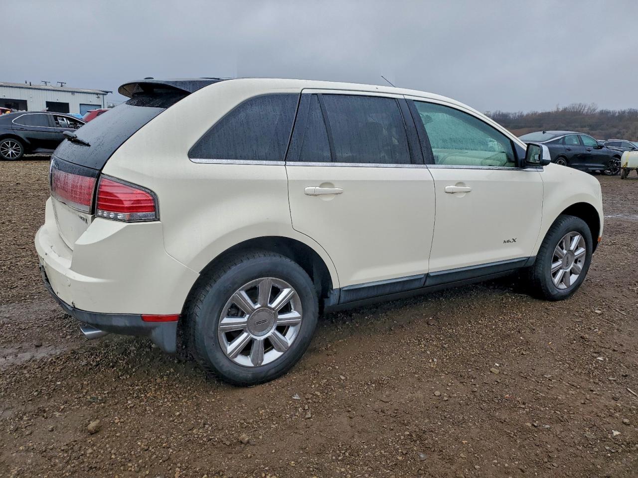 Lincoln MKX Image 9