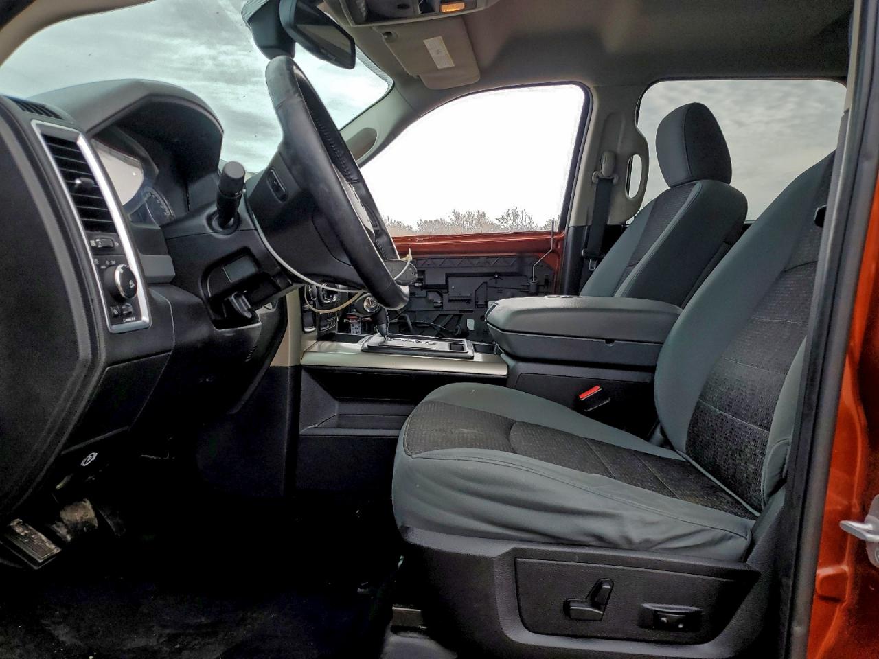 Ram 1500 Slt Image 9