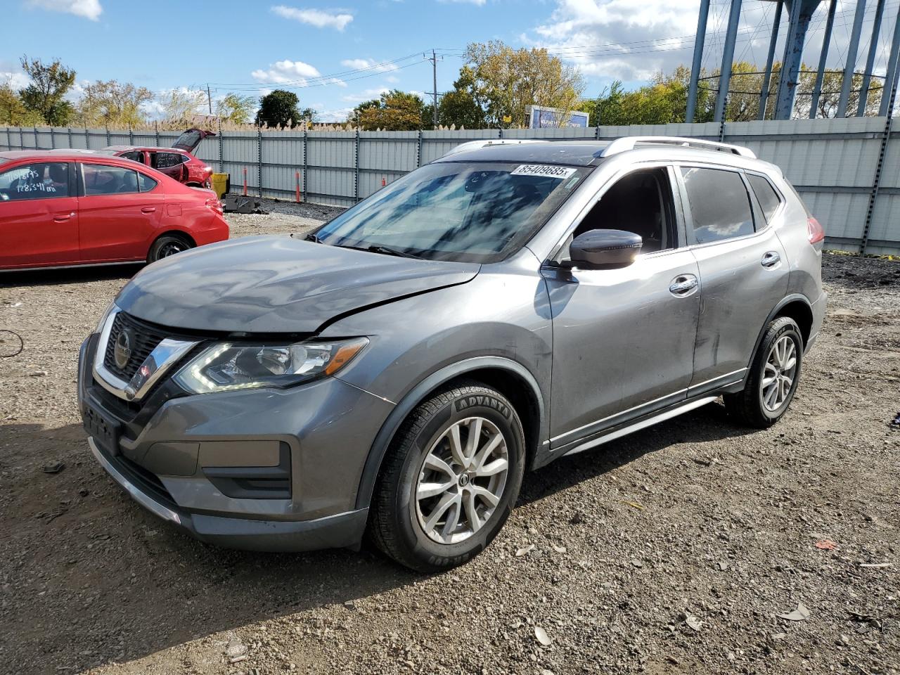 Nissan Rogue S Image 1