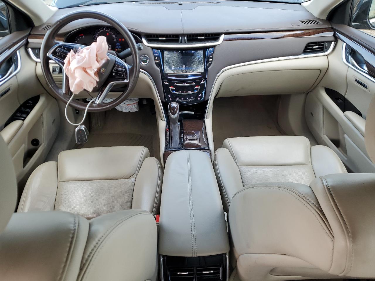 Cadillac XTS Luxury Collection Image 10