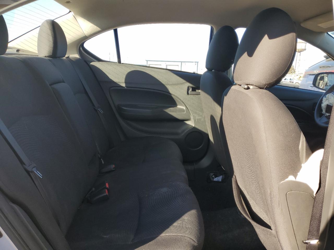 Mitsubishi Mirage G4 Es Image 6