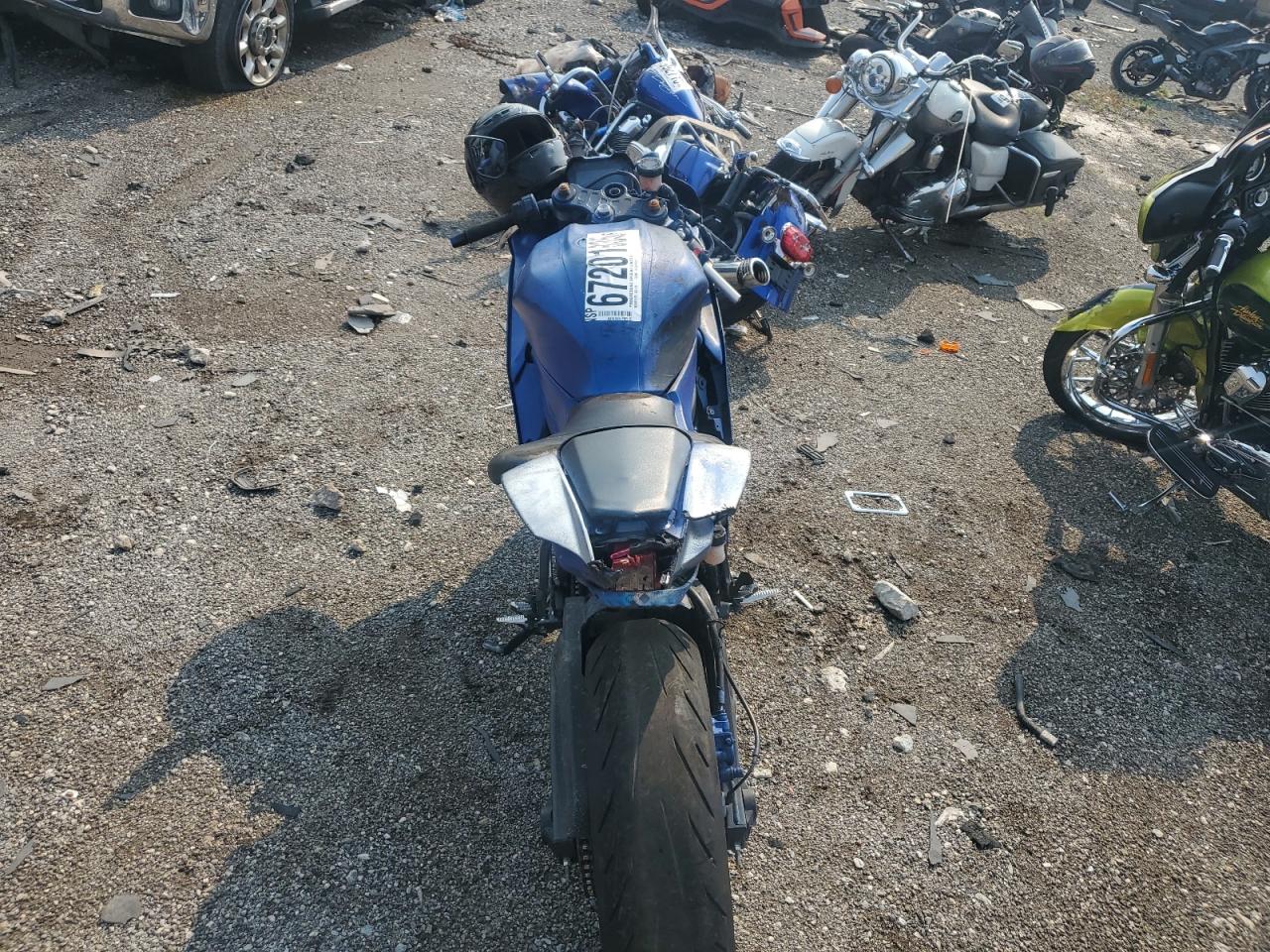 Yamaha Yzfr7 Image 7