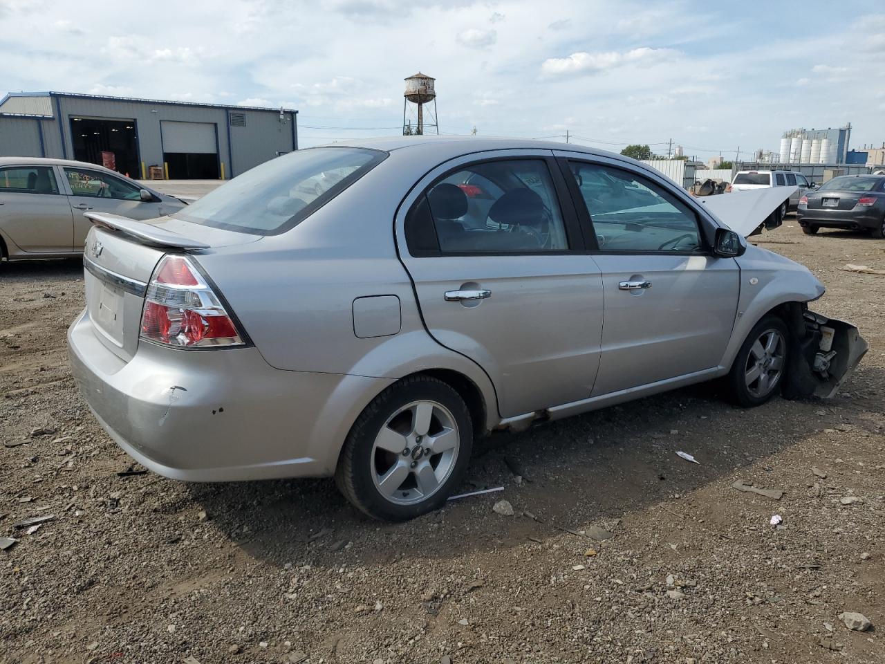 Chevrolet Aveo Lt Image 8