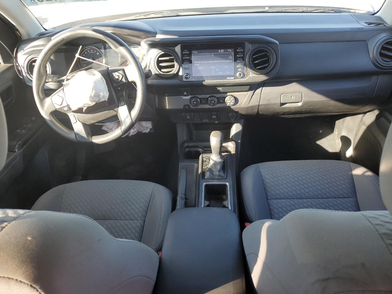 Toyota Tacoma Access Cab Image 8