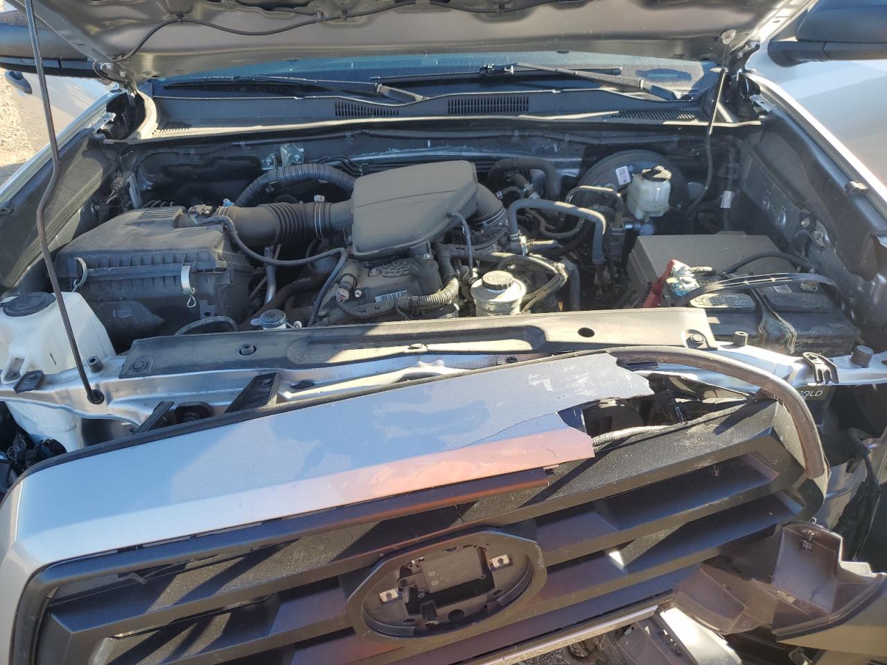 Toyota Tacoma Access Cab Image 12