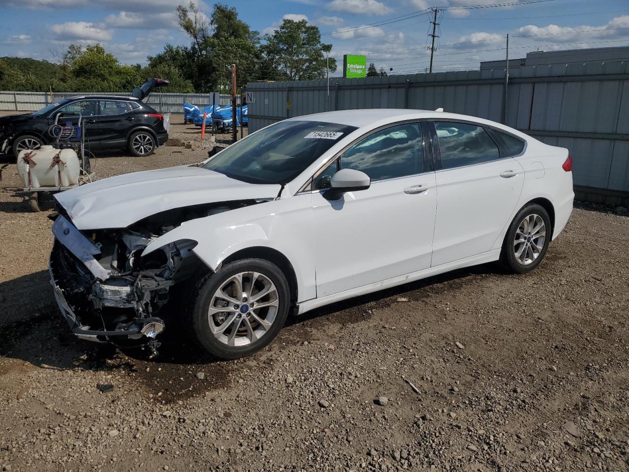 Ford Fusion Se Image 1