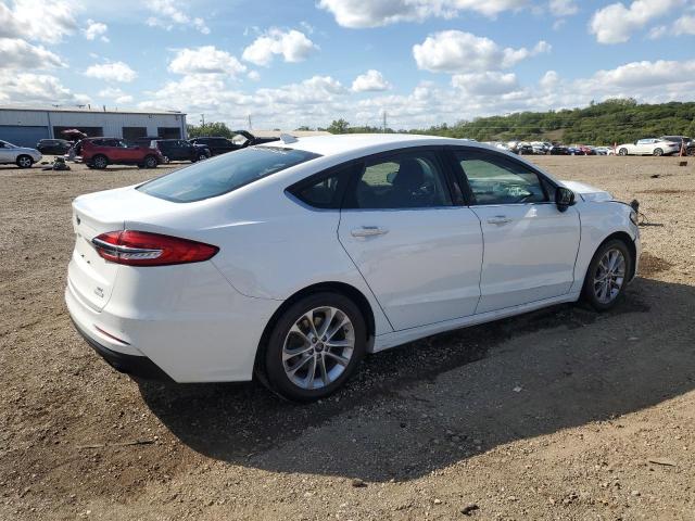 Ford Fusion Se Image 8