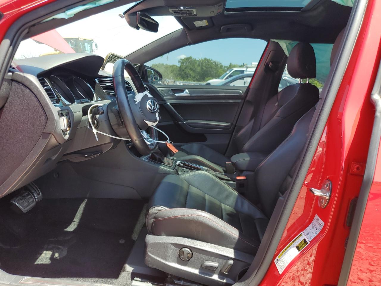 Volkswagen GTI S/se Image 2