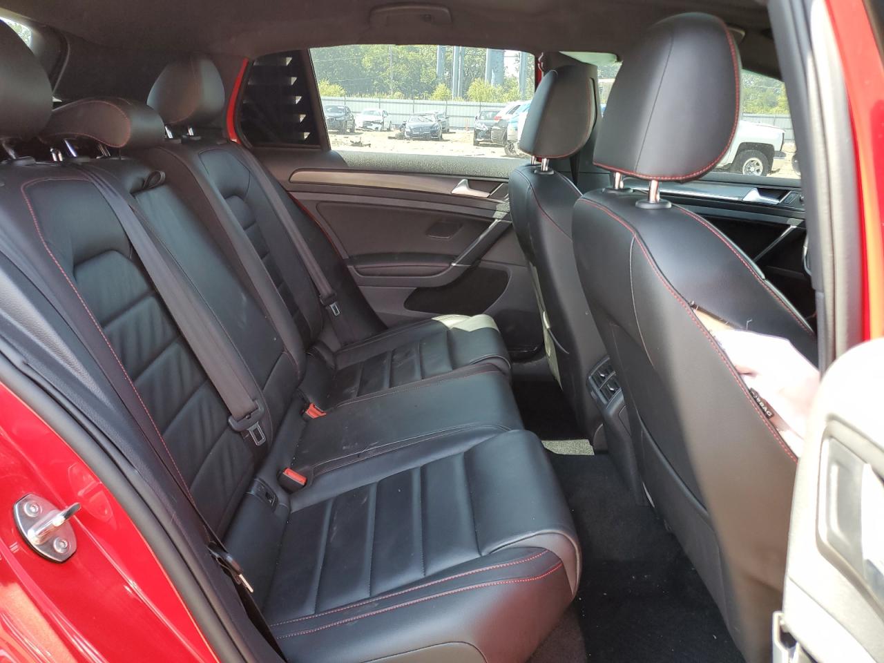 Volkswagen GTI S/se Image 12