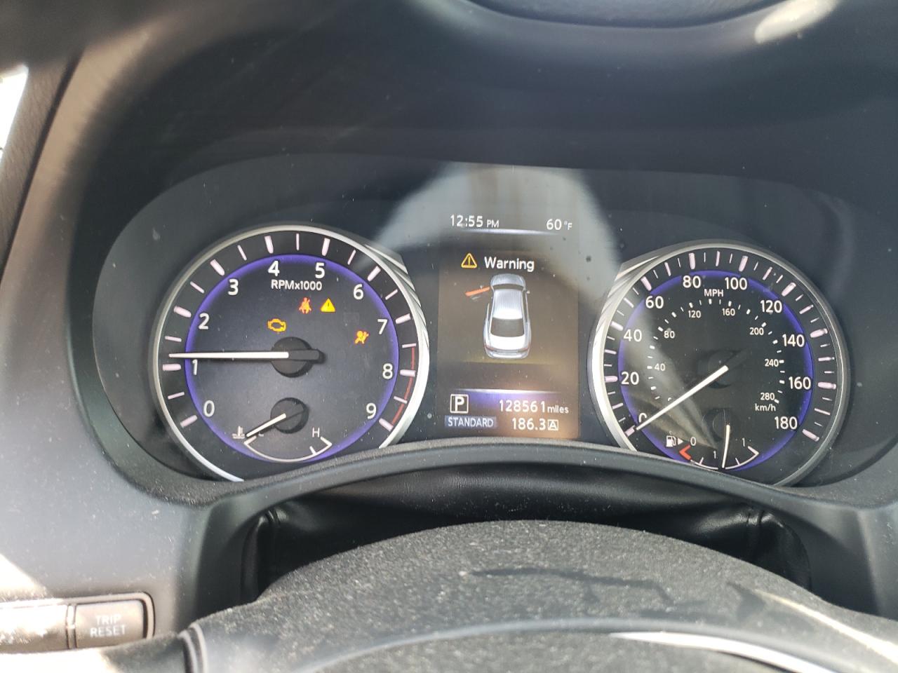 INFINITI Q50 Base Image 9