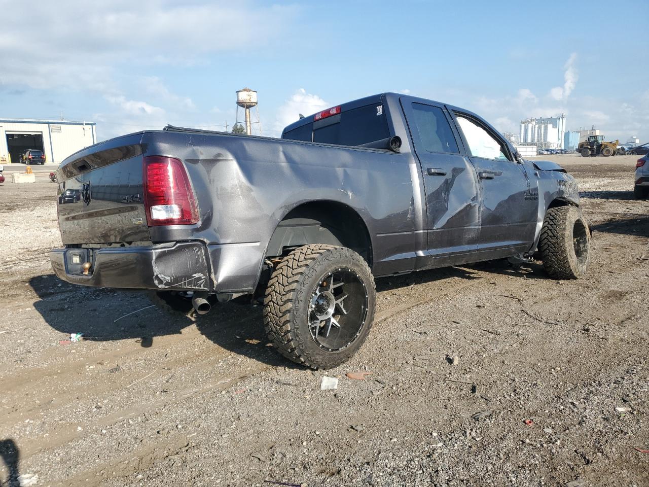 Ram 1500 Sport Image 2