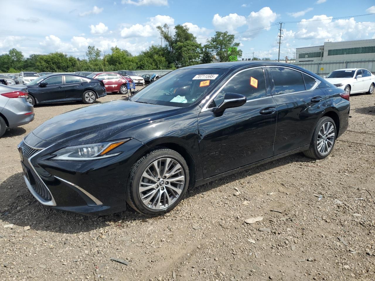 Lexus Es 250 Base Image 1