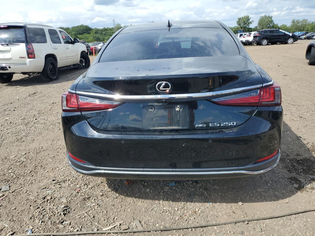 Lexus Es 250 Base Image 3