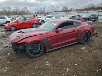  Salvage Ford Mustang