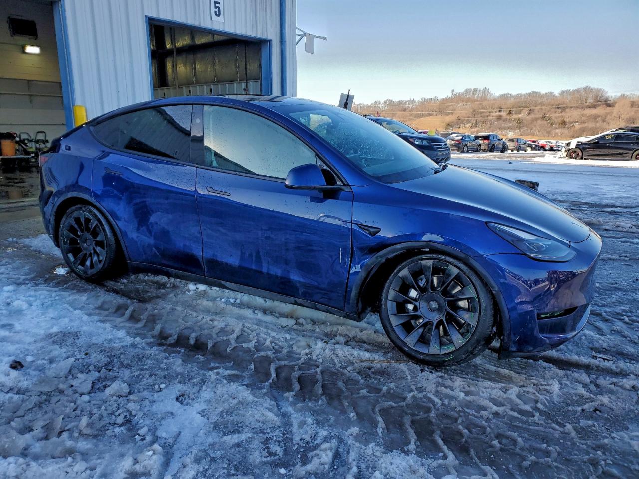 Tesla Model Y Image 3