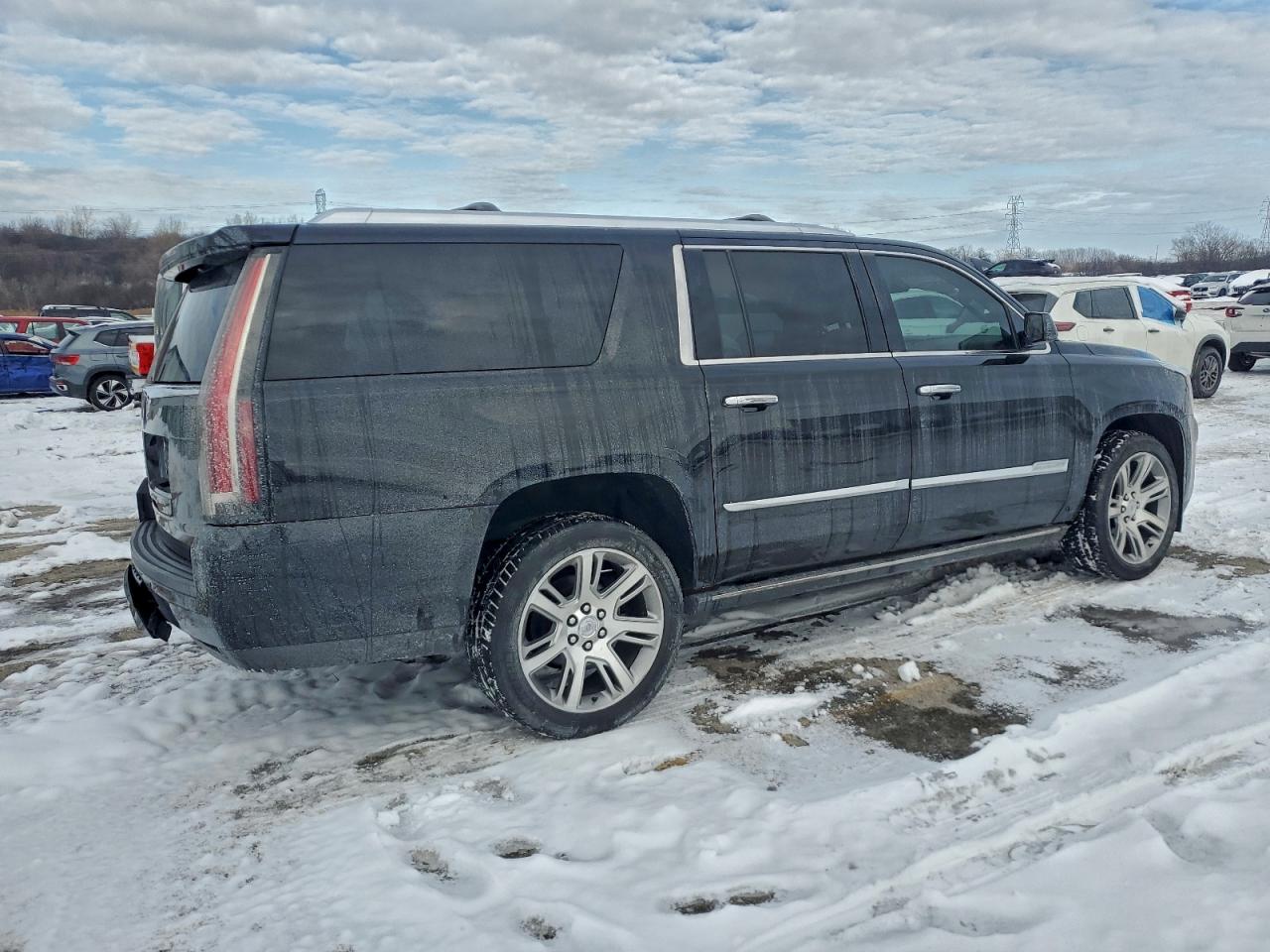 Cadillac Escalade Esv Premium Image 8